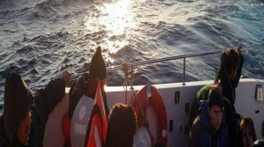 G&ouml;&ccedil;men Bebeğin Cansız Bedeni Sahile Vurdu