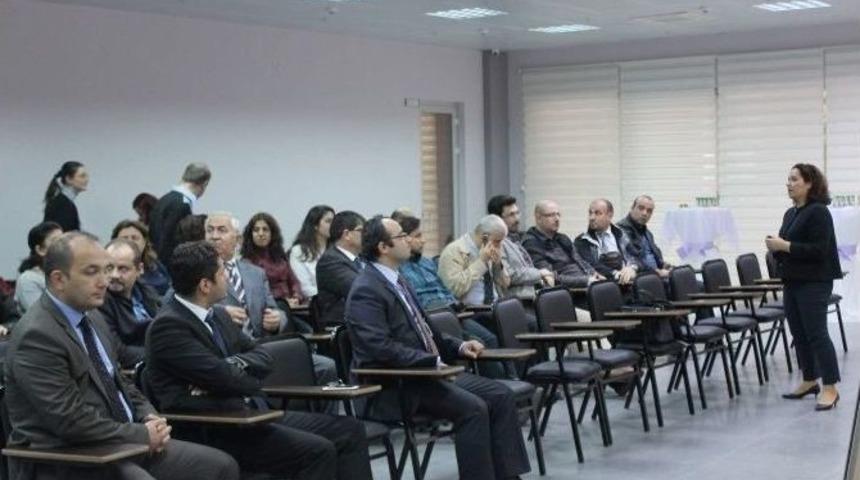 Boz&uuml;y&uuml;k&rsquo;te Sağlık &Ccedil;alışanlarına "sepsis Tanısı" Konulu Eğitim