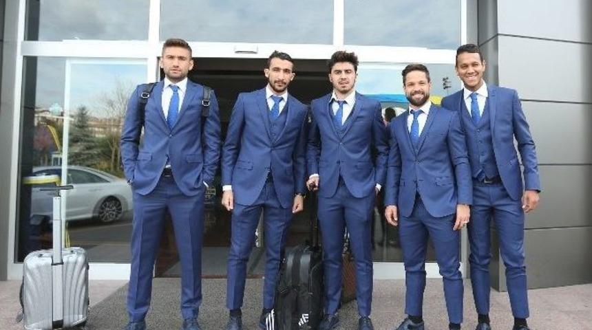 Fenerbah&ccedil;e&rsquo;nin Molde Kafilesi Belli Oldu