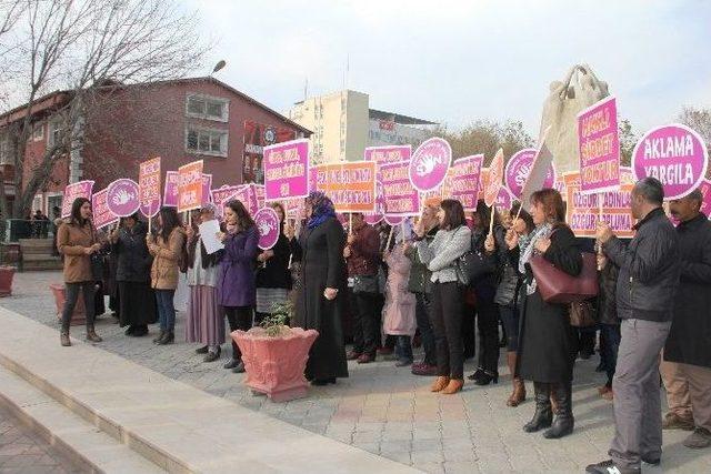 25 Kasım Kadına Yönelik Şiddete Karşı Mücadele Ve Uluslararası Dayanışma Günü