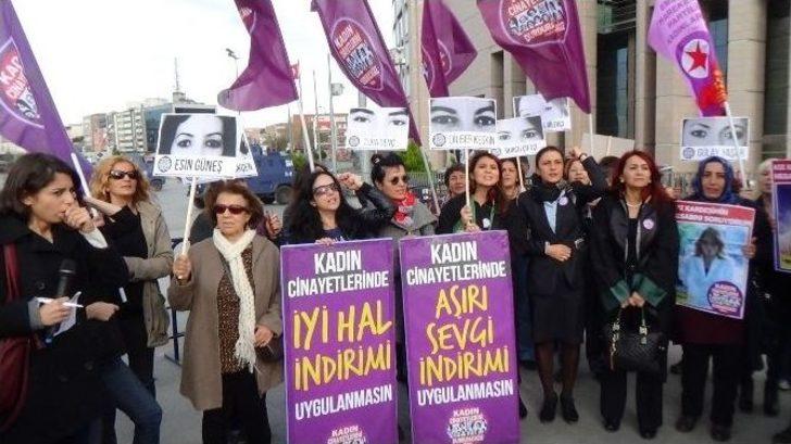 Çağlayan Adliyesi’nde Kadınlardan Siyah Çelenkli Protesto G3