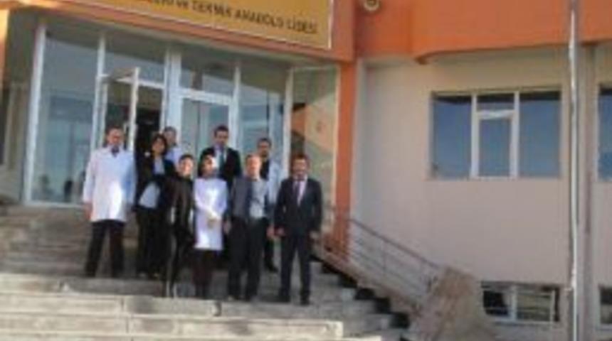 B&uuml;y&uuml;kşehir&rsquo;den &Ouml;ğretmenler G&uuml;n&uuml;ne Asfalt Hediyesi