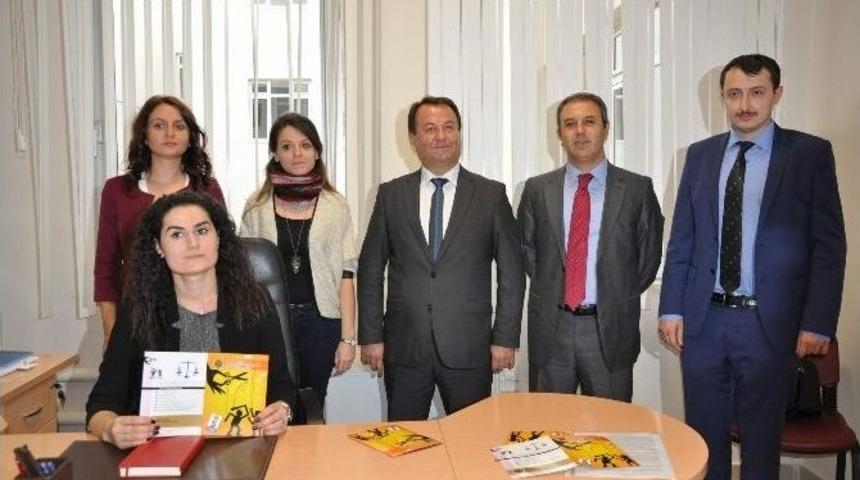 Kadın Ve &Ccedil;ocuk Hakları Merkezi A&ccedil;ıldı