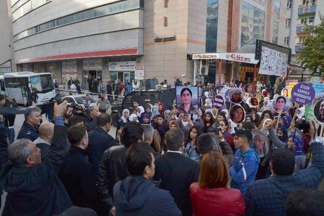 Siirt’te ‘yürüyüş’ Gerginliği