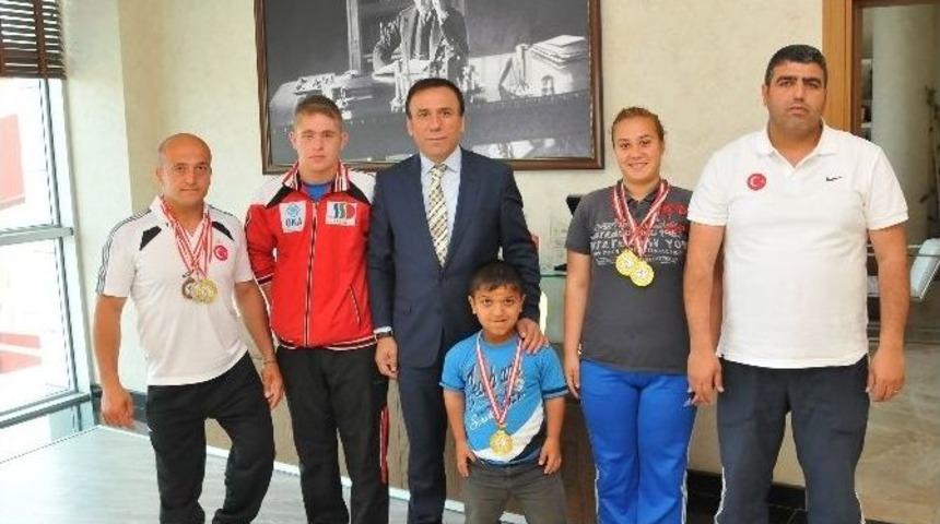 Canik&rsquo;ten D&uuml;nya Şampiyonluğu Başarısı