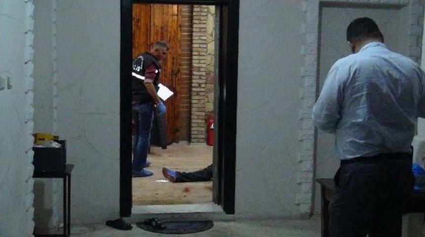 Barcıların Kavgası Kanlı Bitti: 1 &Ouml;l&uuml;, 1 Yaralı