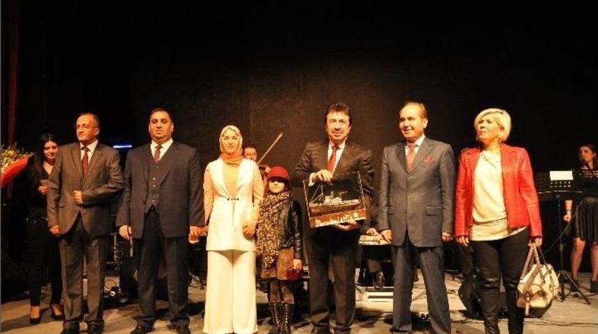 Ahmet Sel&ccedil;uk İlkan Şiirlerini &Ouml;ğretmenler İ&ccedil;in Okudu