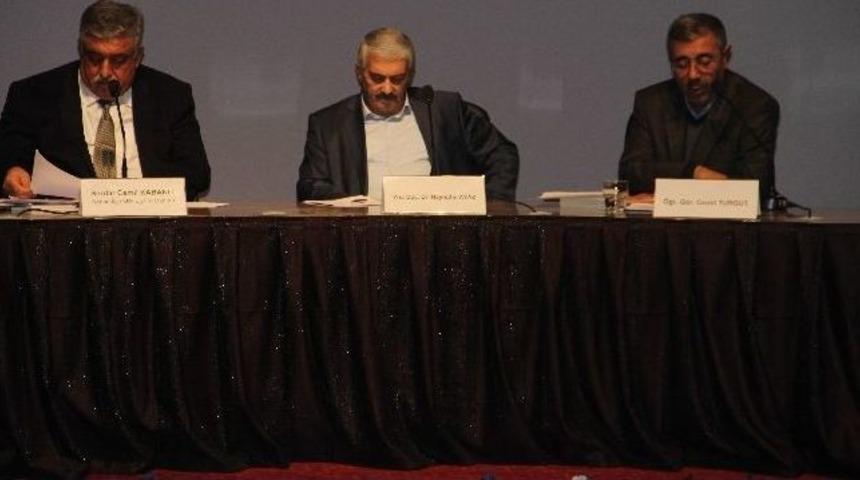 Ahmet Kabaklı Panelle Anıldı