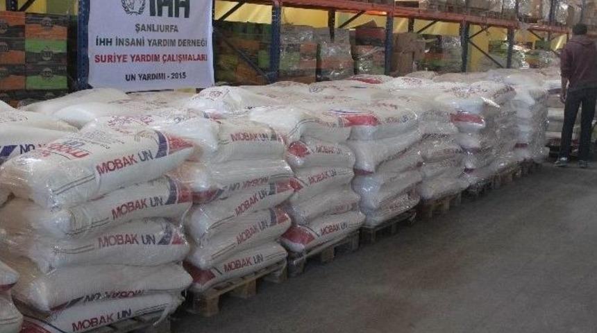 Suriye&rsquo;ye Bir Tır Un Yardımı