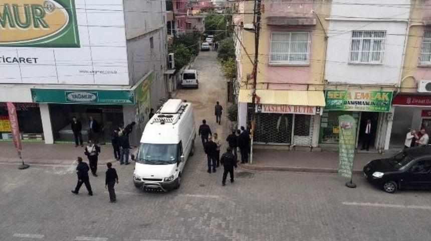 Adana&rsquo;da &rsquo;bomba Y&uuml;kl&uuml; Ara&ccedil;&rsquo; Alarmı