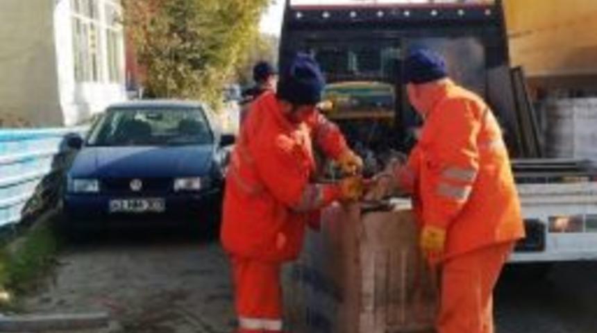 &Ccedil;&ouml;p Konteynerleri İ&ccedil;in Mobil Tamir Ekibi