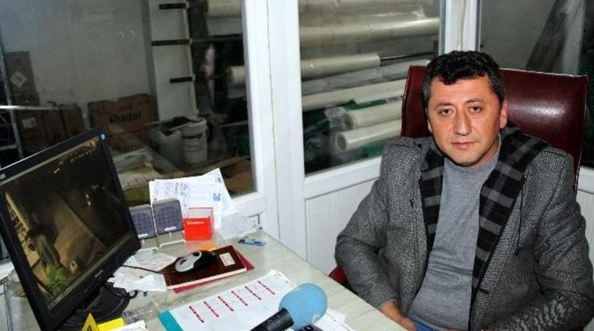 Su Motoru Ve Tartı Hırsızı Kamerada