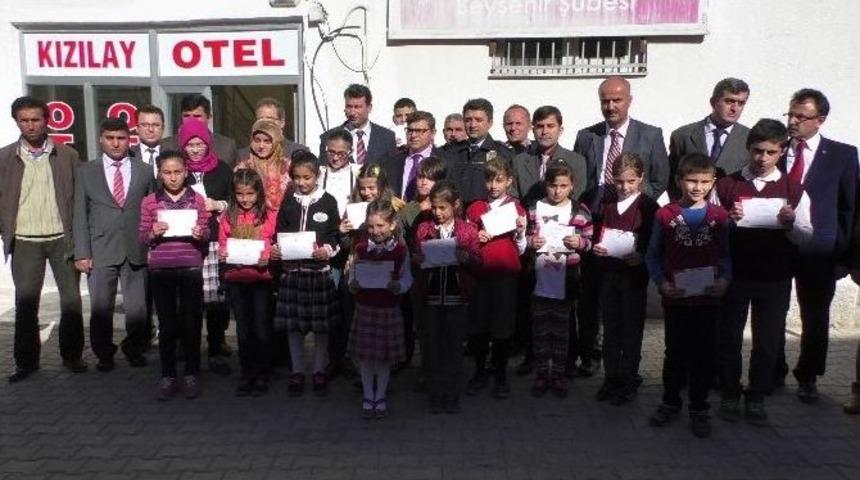 Beyşehir&rsquo;de Yarışmalarda Dereceye Girenler &Ouml;d&uuml;llendirildi