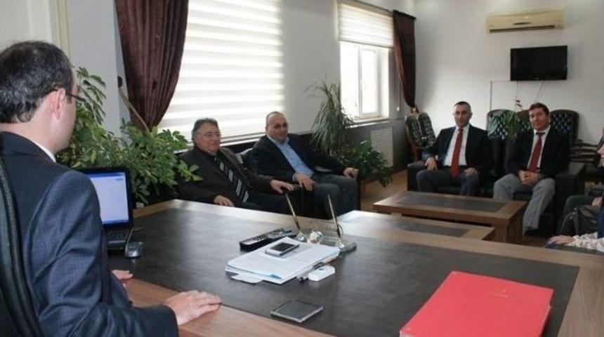 Arı Yetiştiricilerine Seminer