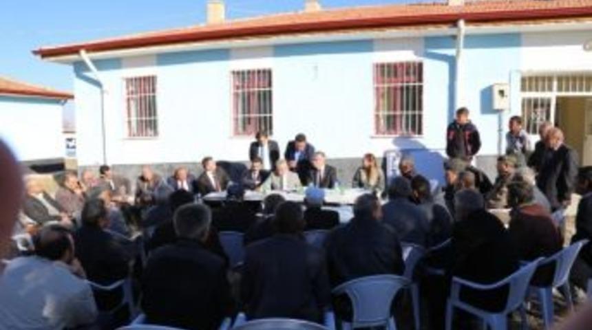 Vali Ataklı K&ouml;yleri Ziyaret Etti