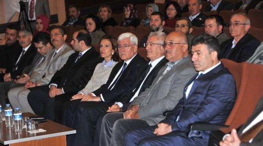 Karaman&rsquo;da &ldquo;arı Sağlığı&lsquo;&rsquo; Konulu Konferans D&uuml;zenlendi