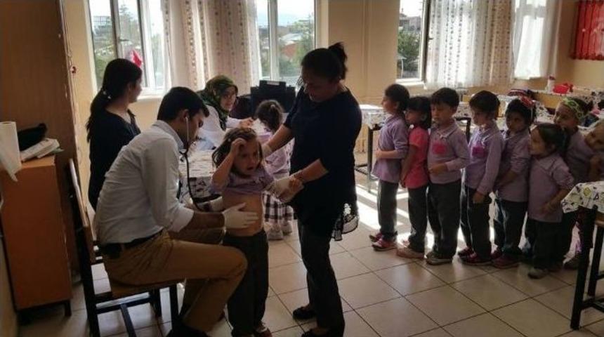 Ermenek&rsquo;te &Ouml;ğrenciler Sağlık Taramasından Ge&ccedil;ti