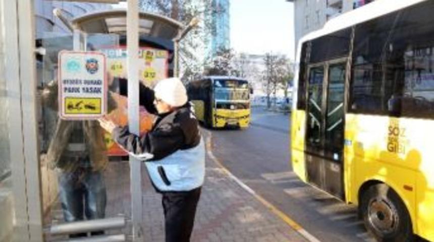 Aksaray&rsquo;da Otob&uuml;s Duraklarına Ara&ccedil; Park Edenlere Ceza