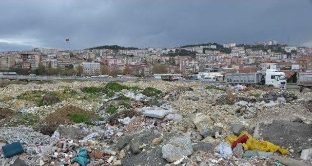 Alaplı Sahili Molozların Temizlenmesi Bekleniyor