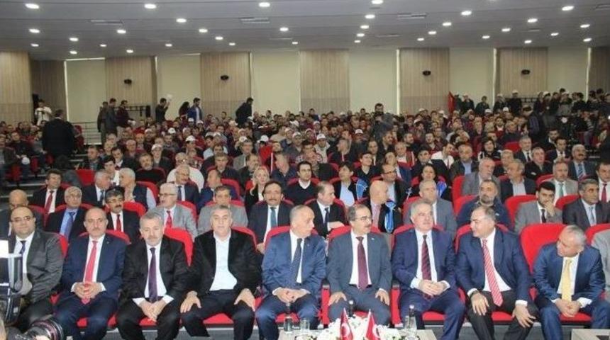 T&uuml;rk-iş Genel Başkanı Erg&uuml;n Atalay&rsquo;a Fahri Doktora &Uuml;nvanı Verildi