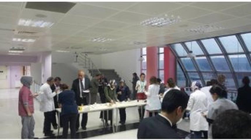 Sağlık Sen Diş Hekimleri Haftasını Kutladı