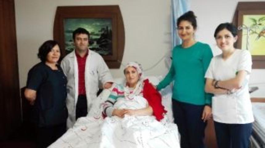 Devlet Hastanesi&rsquo;nde 10 Dakikada Varis Ameliyatı