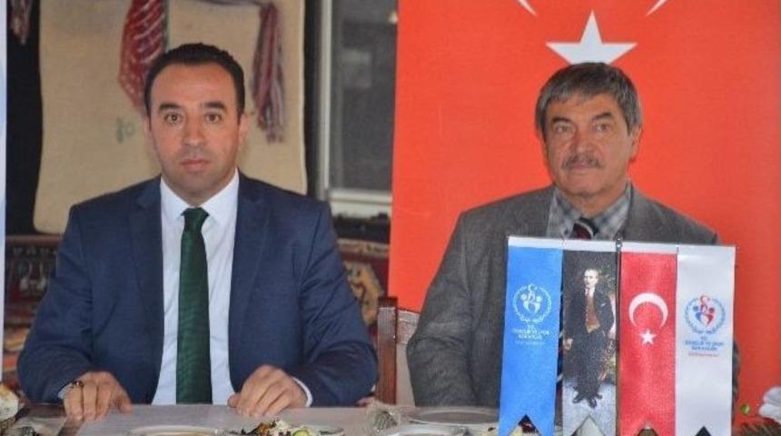 İl M&uuml;d&uuml;r&uuml; Yıldız A&ccedil;ıklaması