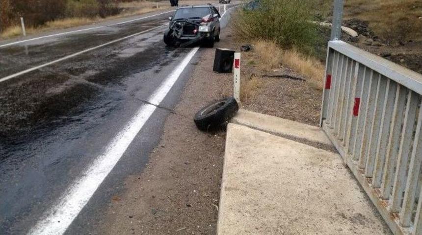 Kelkit Yolunda Kaza: 2 Yaralı