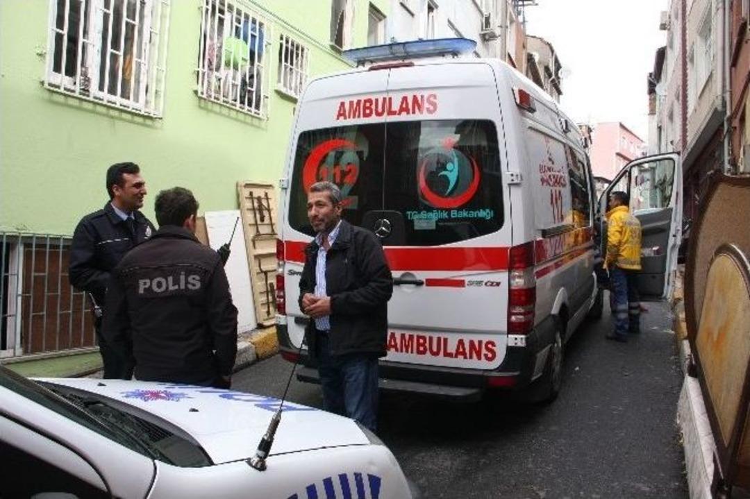 Boğazında Kalan Poğa&ccedil;a Hayatından Etti