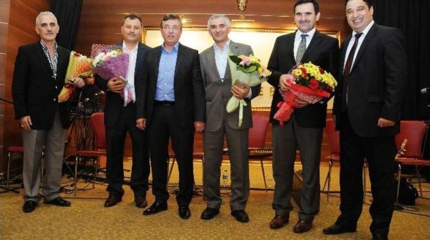 Başkan &Ccedil;etin&rsquo;e &Ouml;ğretmenler G&uuml;n&uuml; S&uuml;rprizi