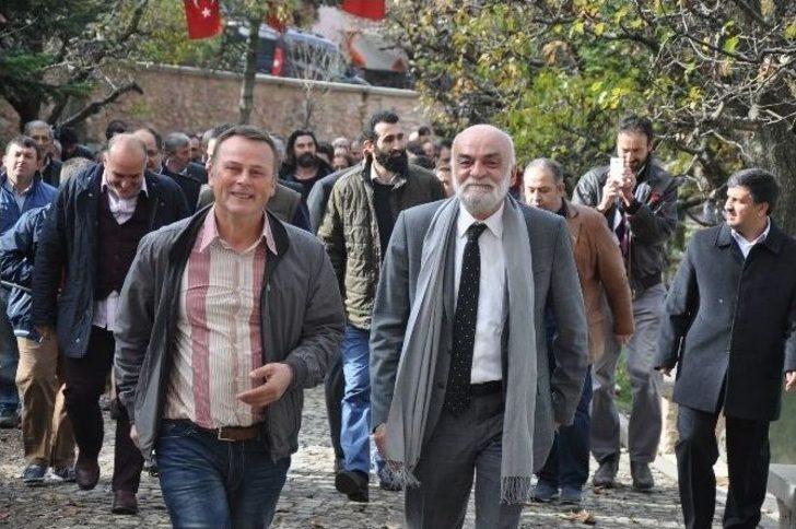 Diriliş Ekibi Geyikli Baba’nın Huzurunda G3