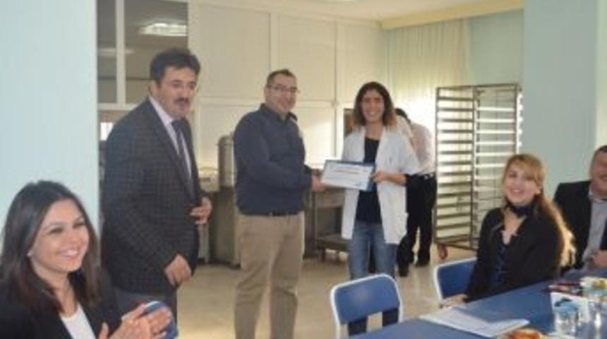 Normal Doğumu Destekleyen Doğumculara Teşekk&uuml;r Belgesi