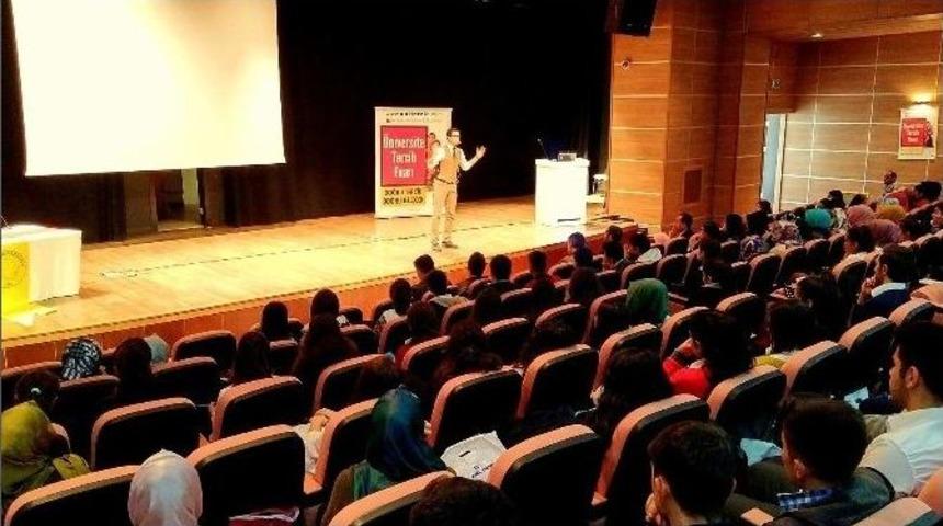Hk&uuml; Diyarbakır &Uuml;niversite Fuarında &Ouml;ğrencilerle Buluştu
