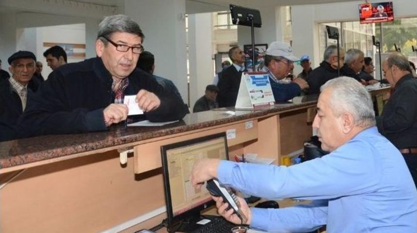 Efeler Belediyesi&rsquo;nde Hafta Sonu Mesaisi