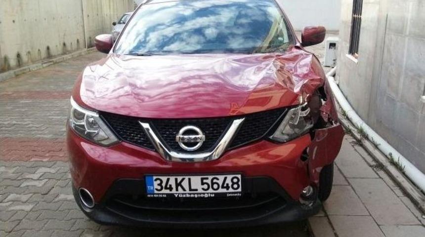 Gen&ccedil; Kıza &Ccedil;arpıp &Ouml;l&uuml;m&uuml;ne Neden Olan S&uuml;r&uuml;c&uuml; Teslim Oldu