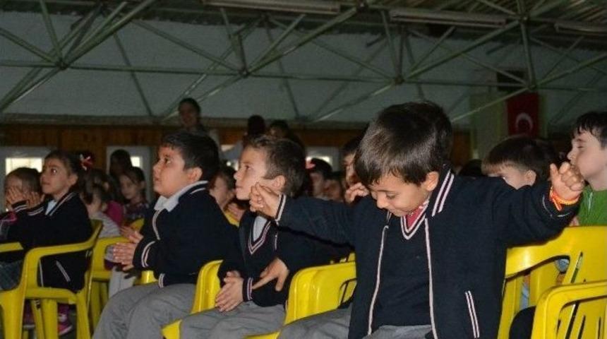 İznikli Minikler Karag&ouml;z İle Eğlendi