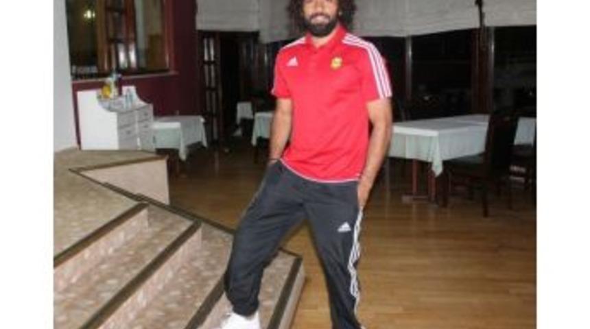 Bursaspor, Yeni Malatyasporlu Sadık&rsquo;a Kancayı Taktı