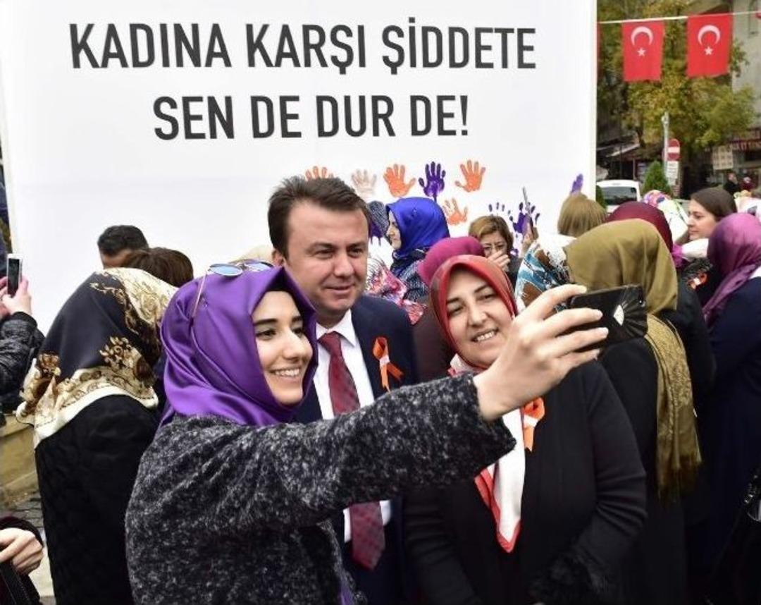 Kahramanmaraş&rsquo;ta "kadına Şiddete Sen De Dur De" Etkinliği