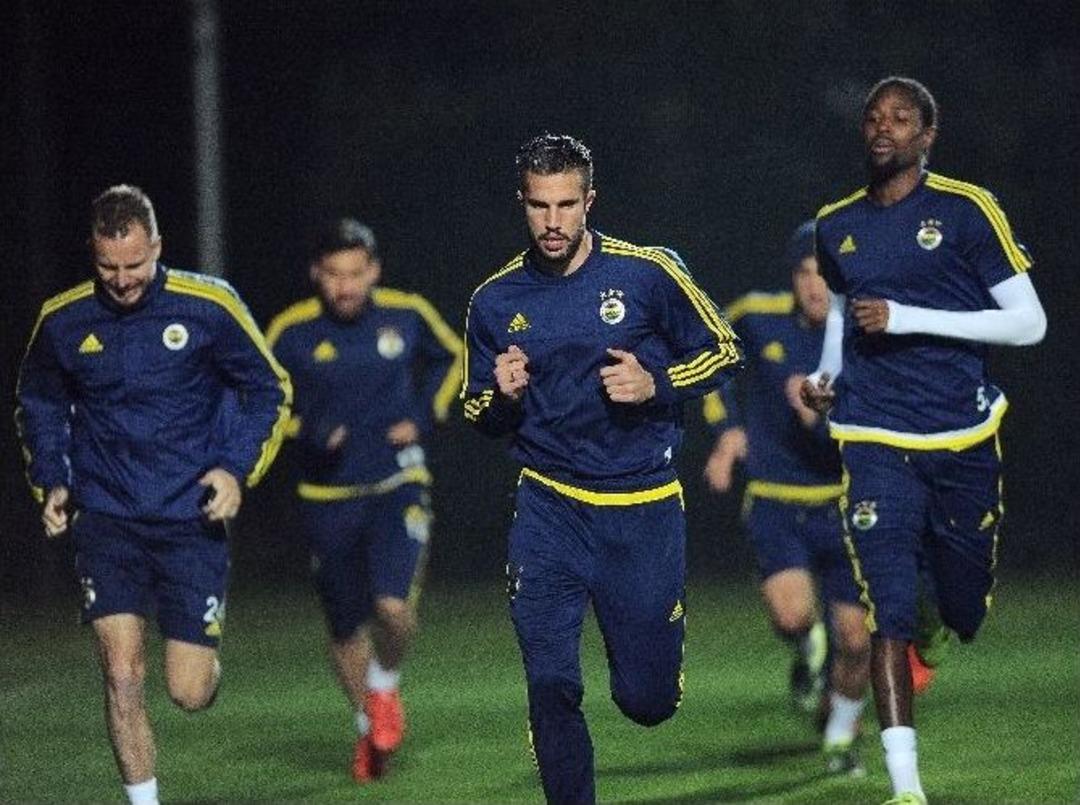 Fenerbah&ccedil;e, Trabzonspor Ma&ccedil;ı Hazırlıklarına Başladı