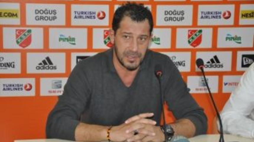 Ufuk Sarıca: "istatistiklerimiz K&ouml;t&uuml;yd&uuml;"