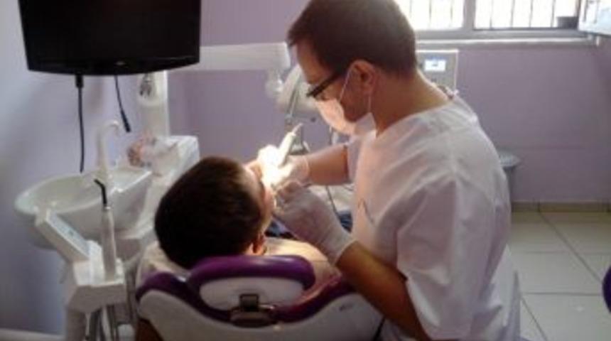 Diş Gıcırdatması Bir&ccedil;ok Kişide G&ouml;r&uuml;l&uuml;yor