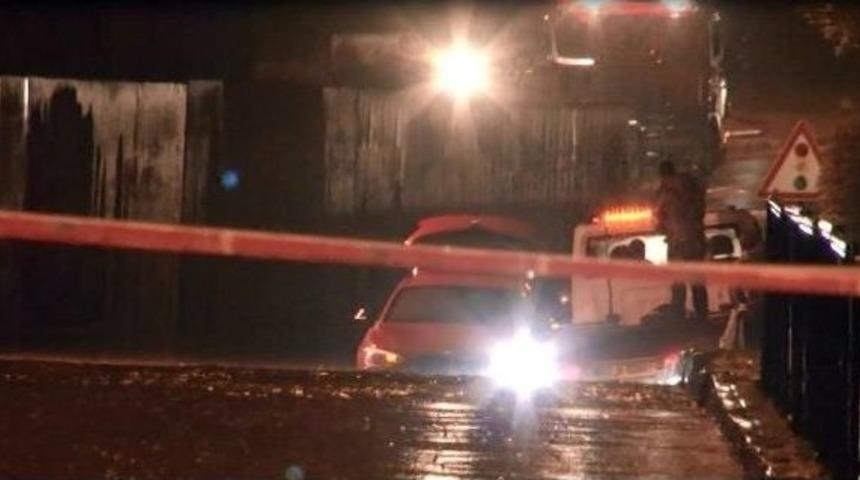 İzmir&rsquo;de Sağanak Yağış