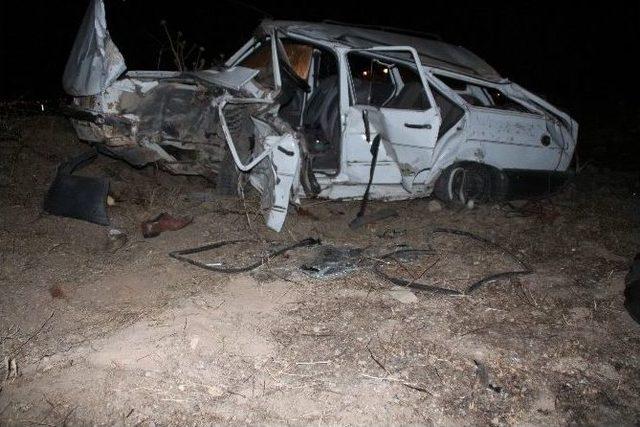 Yunak’ta Trafik Kazası: 8 Yaralı