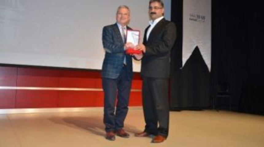 Yılın En Başarılı Belediye &Ccedil;alışan Dilovası Belediyesi&rsquo;nden