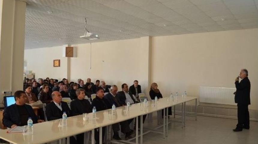 Belediye Personeline Protokol Kuralları Semineri