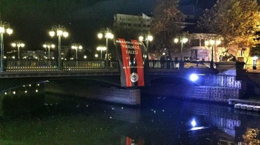 Odunpazarı Belediyesi&rsquo;nden Eskişehirspor&rsquo;a Tam Destek