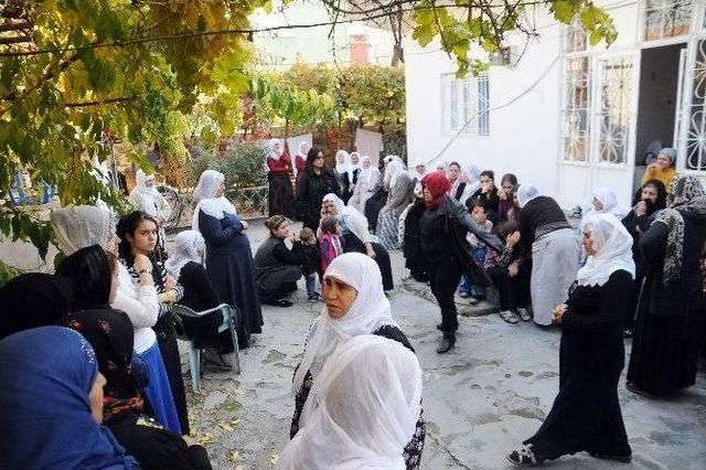 Tahir Elçi’nin Cizre’deki Baba Evinde Yas