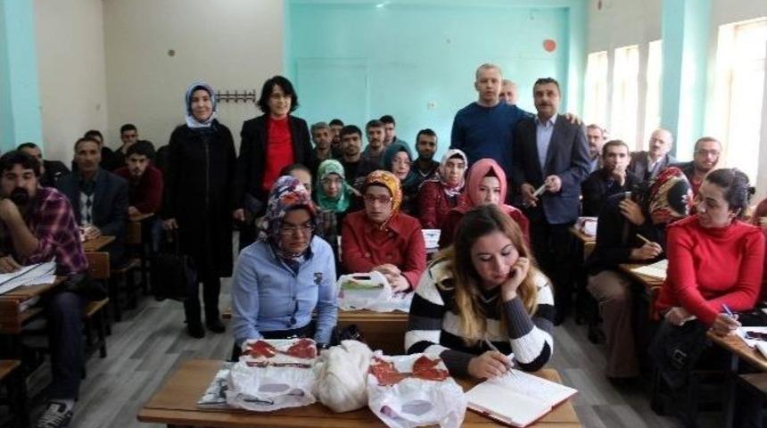 Kpss&rsquo;ye Hazırlanan Engellilere Kitap Desteği