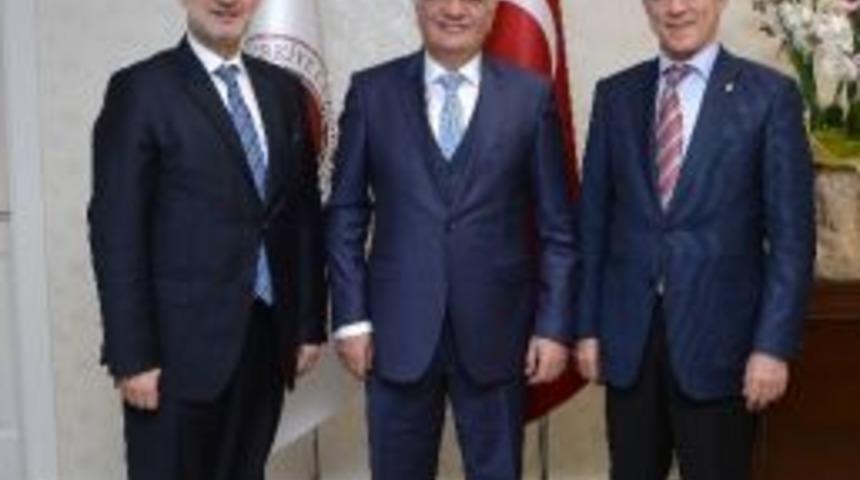 Bakan Elikaş, Deik Başkanı Vardan’ı Kabul Etti