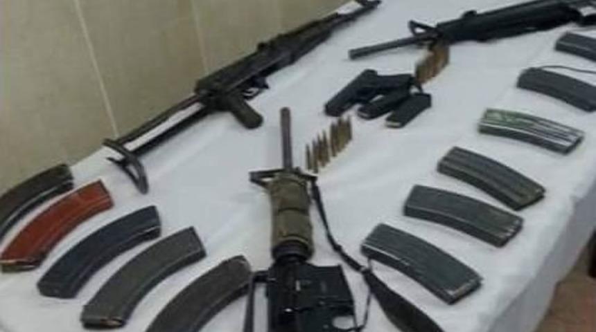 Diyarbakır&rsquo;ın Hazro İl&ccedil;esinde 2 Ter&ouml;rist &Ouml;ld&uuml;r&uuml;ld&uuml;, 11 Kişi Yakalandı